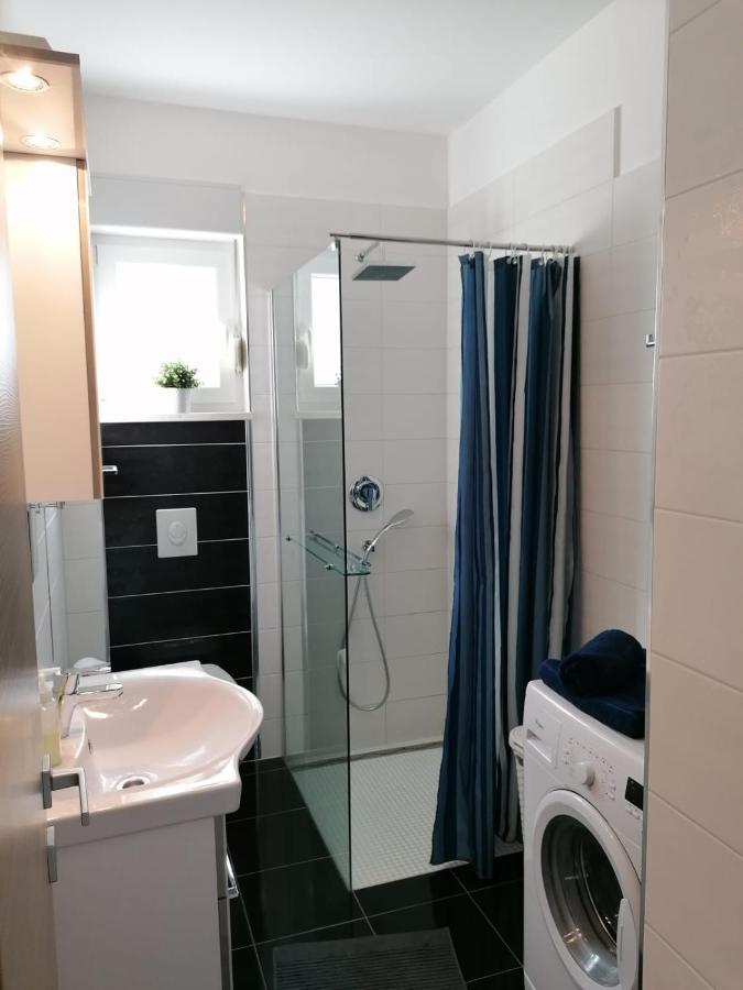 Apartment Mali San Трогир Екстериор снимка